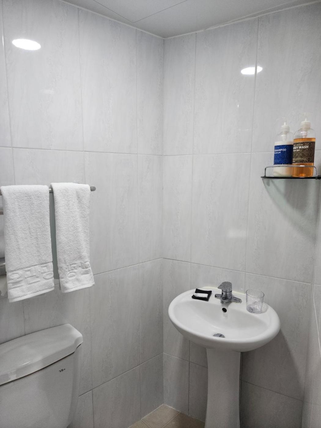 סאוגוויפו Rezion Hotel מראה חיצוני תמונה