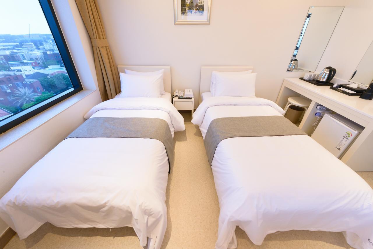 סאוגוויפו Rezion Hotel מראה חיצוני תמונה