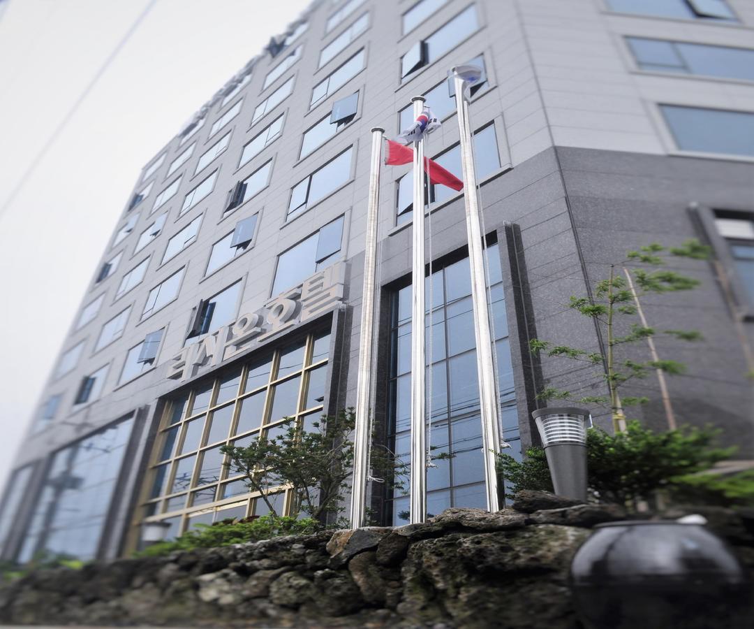 סאוגוויפו Rezion Hotel מראה חיצוני תמונה