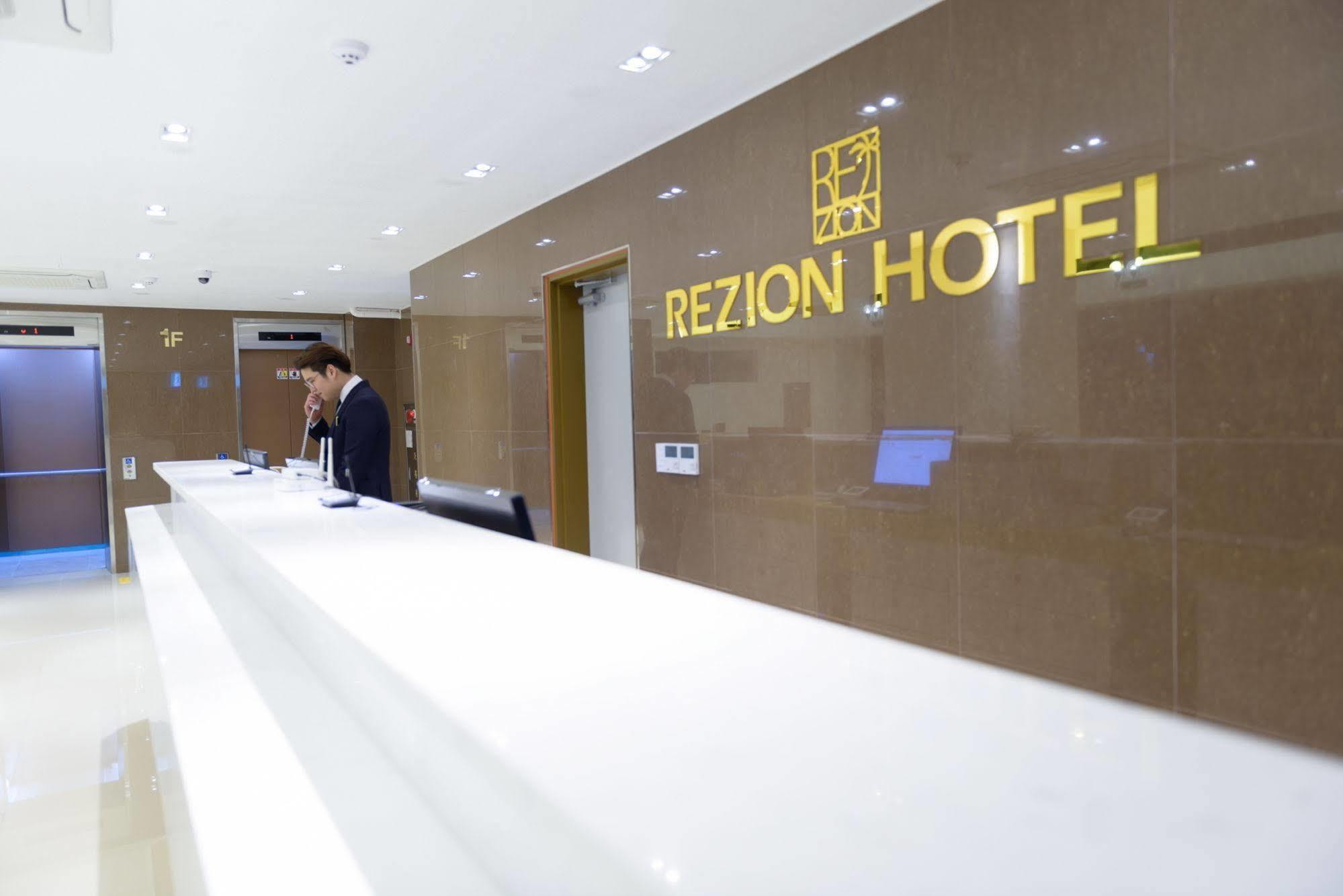 סאוגוויפו Rezion Hotel מראה חיצוני תמונה